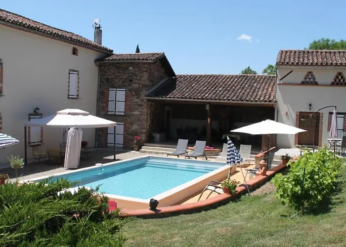 Casa de hóspedes Le Pigeonnier De Lacalm 3*