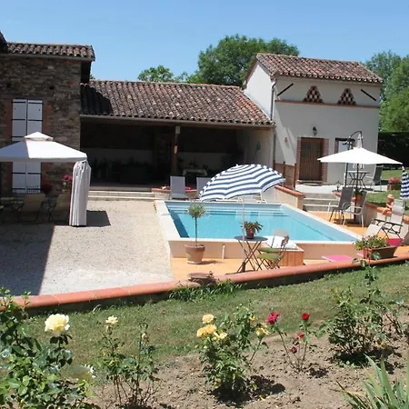 بيت ضيافة Le Pigeonnier De Lacalm 3*